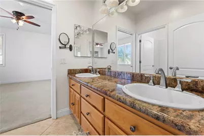 35751 Avenida La Cresta, Murrieta, CA 92562 - Photo 31