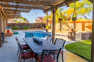 35181 Begonia Ln, Winchester, CA 92596 - Photo 7