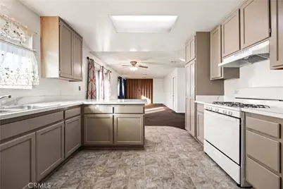 2520 14th Street, Riverside, CA 92507 - Photo 7