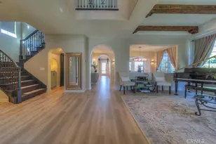 37775 Via Baya, Murrieta, CA 92562 - Photo 9