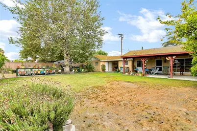 25960 Columbia, Hemet, CA 92544 - Photo 27