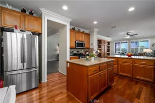 39523 Sierra Madre Dr, Murrieta, CA 92563 - Photo 9