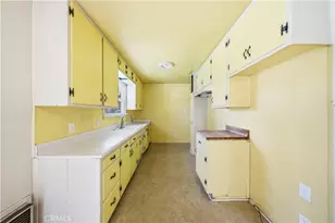 26850 Columbia St, Hemet, CA 92544 - Photo 11