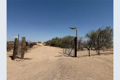 41455 Coventry, Newberry Springs, CA 92365 - Photo 17