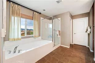 31684 Chamise Ln, Murrieta, CA 92563 - Photo 29