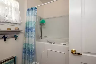 1057 Clubhouse Drive, Hemet, CA 92545 - Photo 17