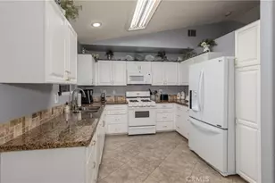 1245 Millie Dr, Hemet, CA 92545 - Photo 9