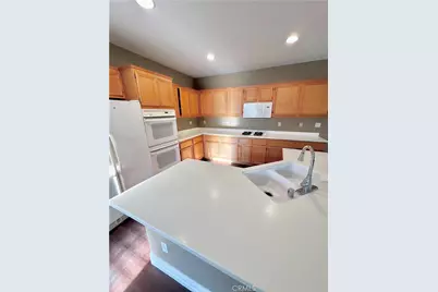 27145 Cherry Grove Court, Temecula, CA 92591 - Photo 17