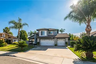 39672 Maple Leaf Ct, Murrieta, CA 92563 - Photo 3