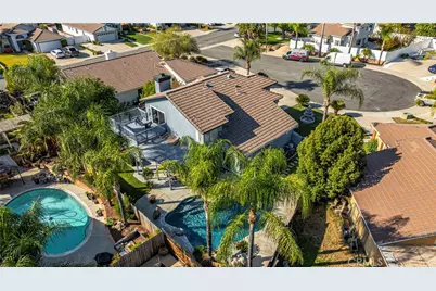 39672 Maple Leaf Court, Murrieta, CA 92563 - Photo 47