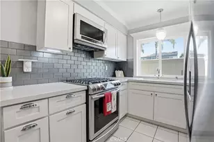 2911 S Fairview St, Santa Ana, CA 92705 - Photo 11