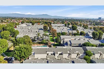 2911 S Fairview Street #C, Santa Ana, CA 92705 - Photo 41