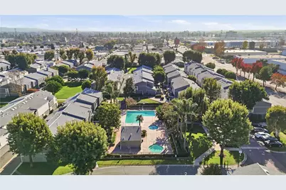 2911 S Fairview Street #C, Santa Ana, CA 92705 - Photo 33