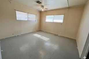 1895 W Devonshire Ave Space 42, Hemet, CA 92545 - Photo 15