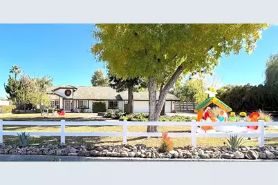 28870 Broken Arrow Cir, Menifee, CA 92584 - Photo 1