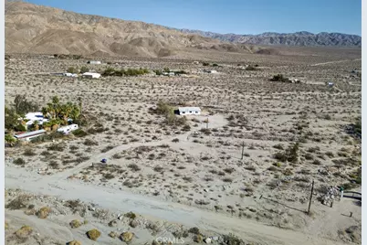22700 Tamyran, Desert Hot Springs, CA 92241 - Photo 49