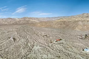 22700 Tamyran, Desert Hot Springs, CA 92241 - Photo 53