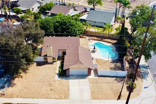 7707 Bolton Ave, Riverside, CA 92503 - Photo 11