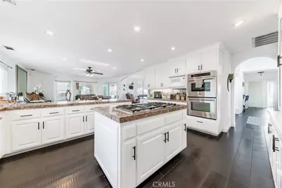 20491 Carancho Rd, Temecula, CA 92590 - Photo 13