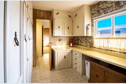 1387 Bishop, Hemet, CA 92545 - Photo 15