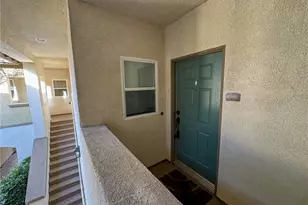 26444 Arboretum Way, Murrieta, CA 92563 - Photo 3