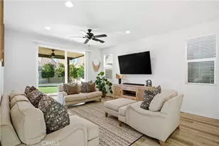 38369 Windingwalk Dr, Murrieta, CA 92563 - Photo 3