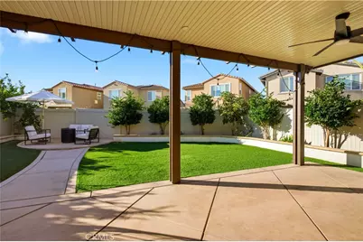 38369 Windingwalk Drive, Murrieta, CA 92563 - Photo 19