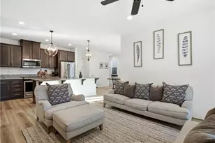 38369 Windingwalk Dr, Murrieta, CA 92563 - Photo 5