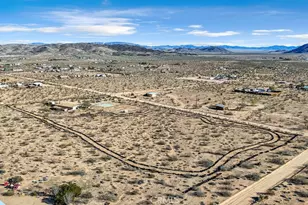 1998 Cambria Ave, Landers, CA 92285 - Photo 47