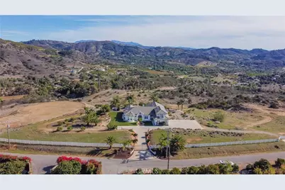 25025 Las Palmeras Dr, Temecula, CA 92590 - Photo 63