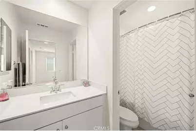 27166 Canyon Rock Court, Moreno Valley, CA 92555 - Photo 21