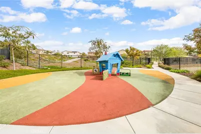 27166 Canyon Rock Court, Moreno Valley, CA 92555 - Photo 47