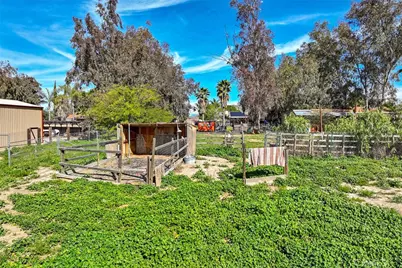 40069 Newport, Hemet, CA 92543 - Photo 61