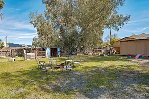 40069 Newport, Hemet, CA 92543 - Photo 43