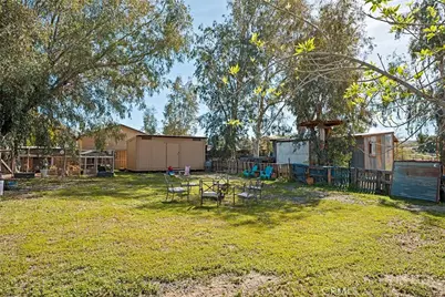 40069 Newport, Hemet, CA 92543 - Photo 41