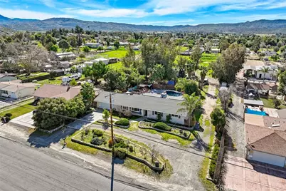 40069 Newport, Hemet, CA 92543 - Photo 53