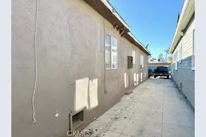 3968 &  3970 S Hobart Boulevard, Los Angeles, CA 90062 - Photo 9