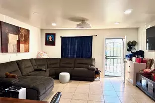 3968 & 3970 S Hobart Blvd, Los Angeles, CA 90062 - Photo 5