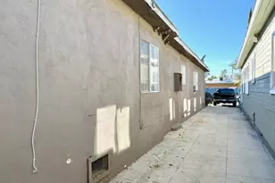 3968 & 3970 S Hobart Blvd, Los Angeles, CA 90062 - Photo 7