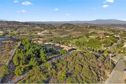 40055 Valle Vista, Murrieta, CA 92562 - Photo 65
