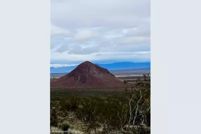 1 Twinn Buttes Avenue, California City, CA 93505 - Photo 1