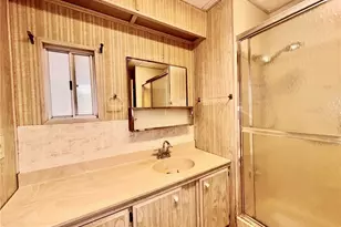 332 N Lyon, Hemet, CA 92543 - Photo 23