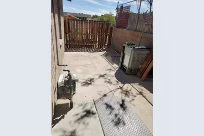 15521 4th, Victorville, CA 92395 - Photo 27