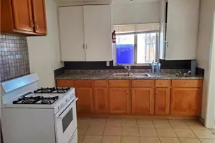 15521 4th, Victorville, CA 92395 - Photo 9