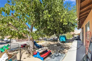 15521 4th, Victorville, CA 92395 - Photo 25