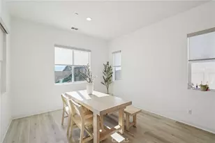 39481 Chamise, Temecula, CA 92591 - Photo 5