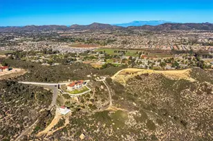 38000 Via Vista Grande, Murrieta, CA 92562 - Photo 65