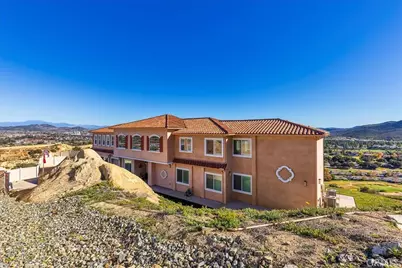 38000 Via Vista Grande, Murrieta, CA 92562 - Photo 3