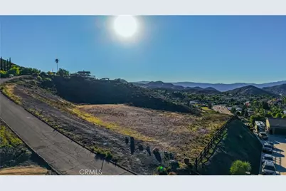 30665 Sorrel Lane, Canyon Lake, CA 92587 - Photo 5