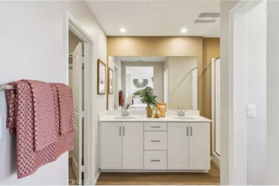 15513 April Dawn Way #3, Fontana, CA 92336 - Photo 17